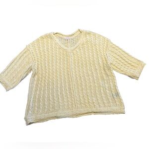 POL Women's Small Oversized V-Neck Short Sleeve Sweater in Butter Yellow